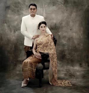 ชุดไทยเจ้าสาว ชุดไทยจักรพรรดิ์ เช่าที่แบมบี้ เวดดิ้ง ห้วยขวาง